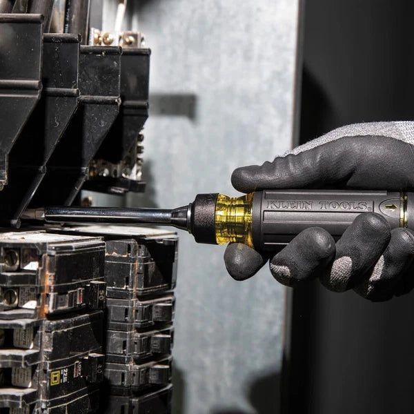 Versatile 15-in-1 Multi-Bit Ratcheting Screwdriver with On-board Storage