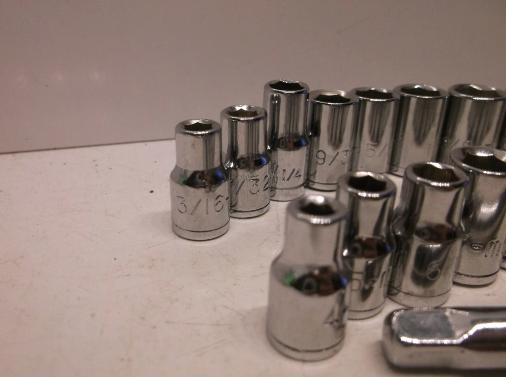 Taiwan 1/4" Socket Set 3/16 - 1/2" / 4 mm - 13 mm & 3" Extension