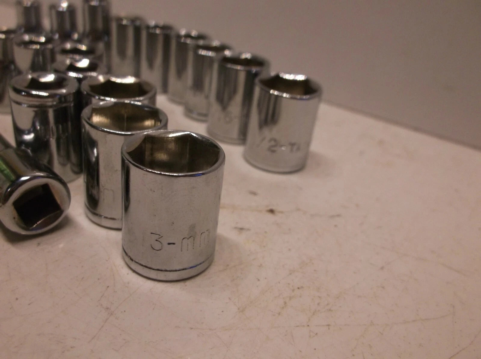 Taiwan 1/4" Socket Set 3/16 - 1/2" / 4 mm - 13 mm & 3" Extension