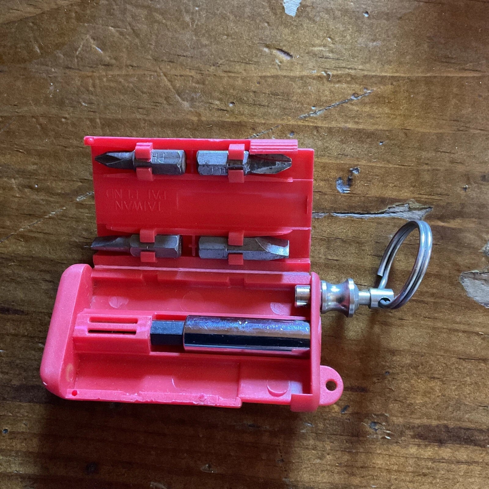 Keyring Screwdriver Set 4 Bits Included